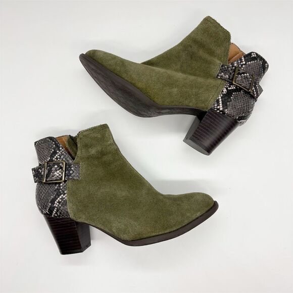 Vionic Naomi Snake Print Ankle Boots Size‎ 7 Olive Green Suede Block Heel Buckle - Picture 1 of 8